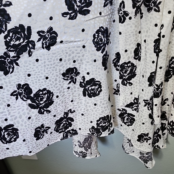 Lane Bryant Size 16 Feminine Satin Floral Asymmetrical Midi Belted Dress - Picture 3 of 12